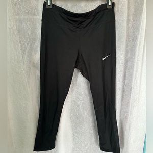 Nike capri leggings - size medium